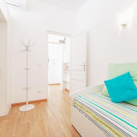 Cuore Di Sanremo Apartment And Free Parking Kültér fotó